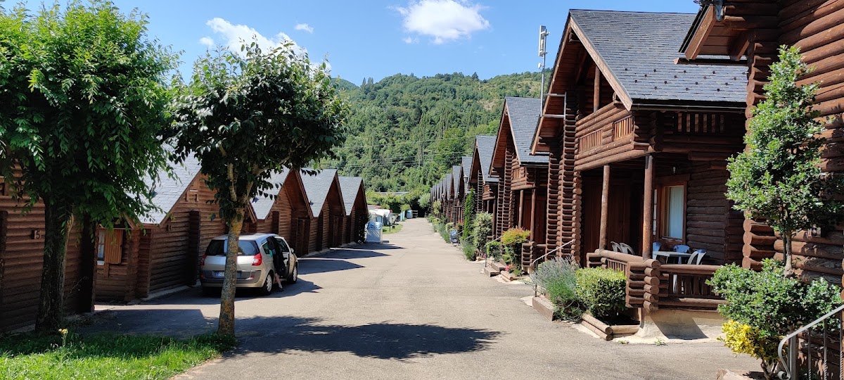Parking del Camping Escarra en Sallent de Gállego en Sallent de Gállego (Huesca)