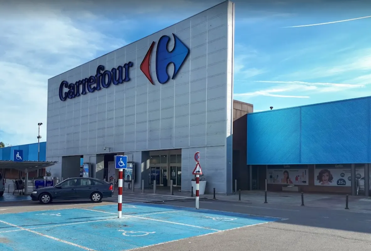 Parking Carrefour Can Parellada, Terrassa en Terrassa (Barcelona)