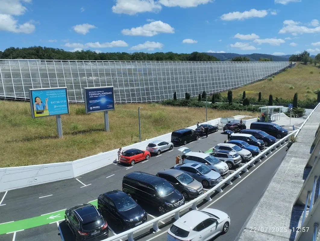 Parking EPark Bilbao Icarous, parking 24h en el Aeropuerto de Bilbao en Bilbo (Bizkaia)