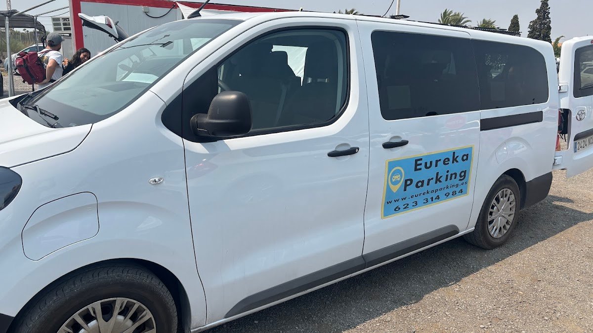 Parking Eureka Parking Transfer, parking aeropuerto en Elche en Elche (Alicante) — foto 2 de 2