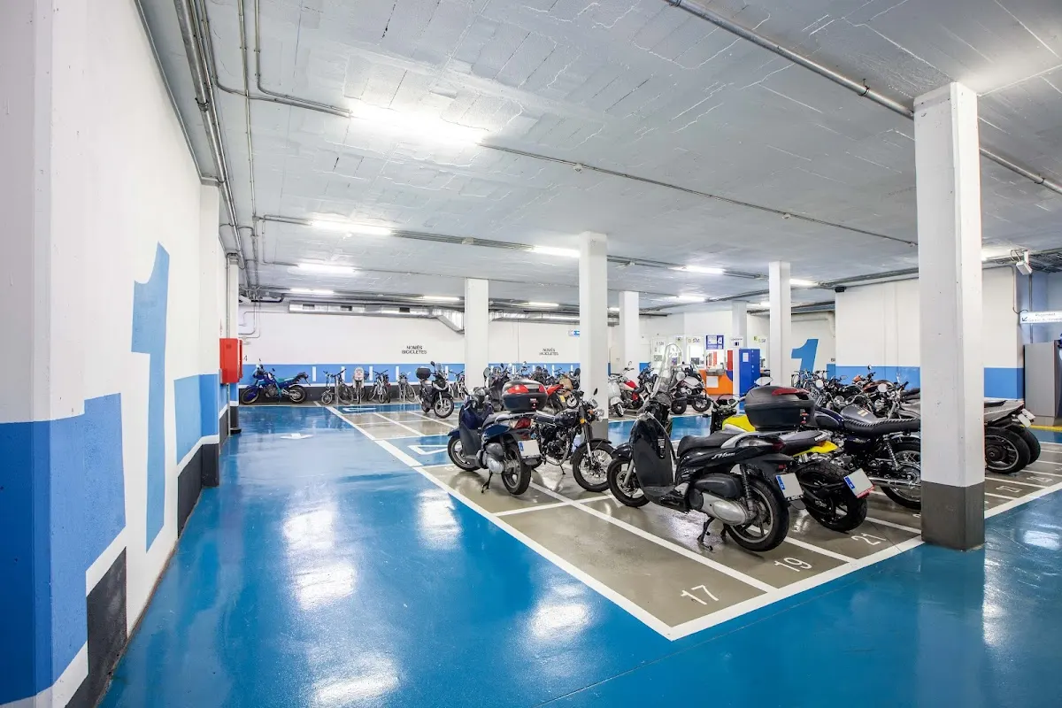 Parking de motos Gràcia, Barcelona en Barcelona