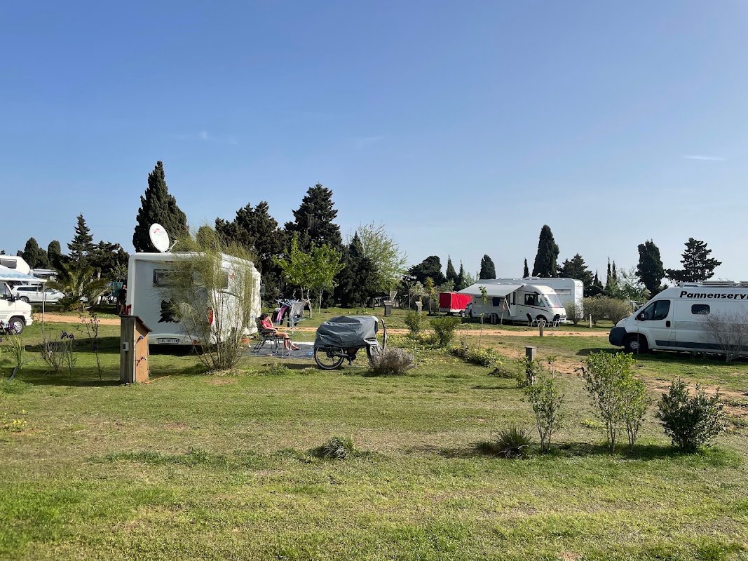 Parking La Siesta de la Gaviota, área de autocaravanas en Chipiona en Chipiona (Cádiz) — foto 2 de 2