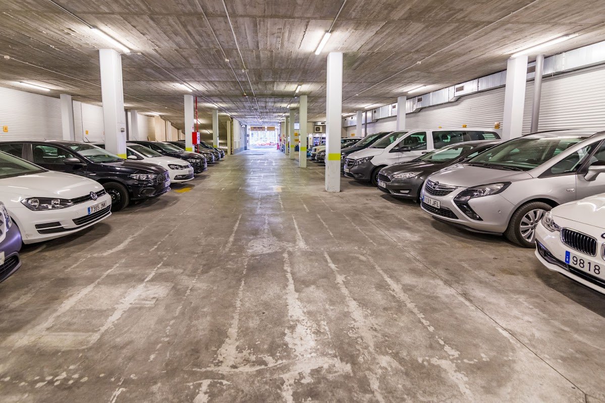 Parking Marbesol Parking, en la zona del aeropuerto de Málaga en Málaga