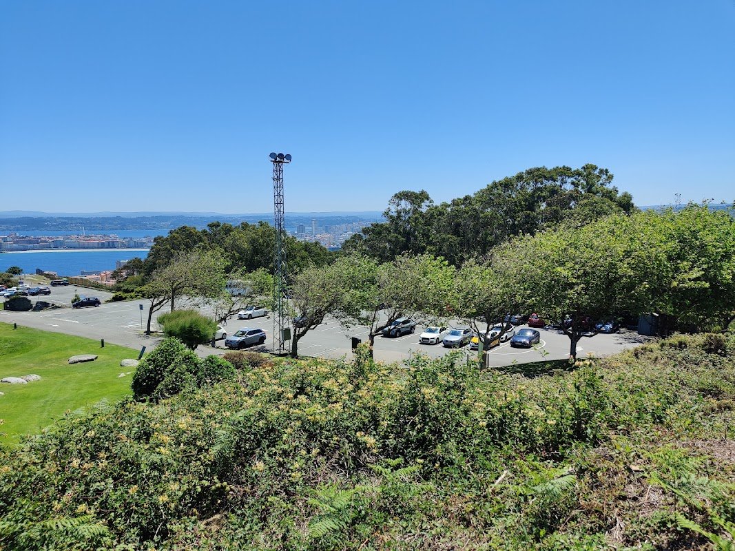 Aparcamiento del Monte de San Pedro en A Coruña en A Coruña