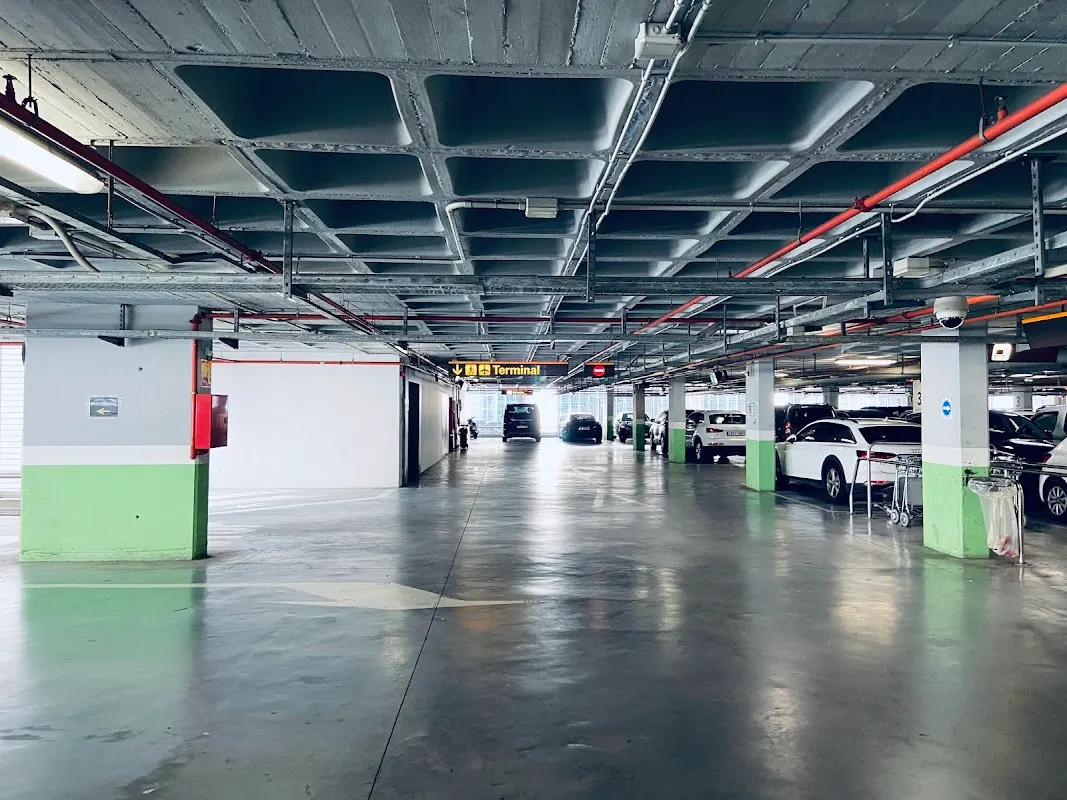 Parking 10 Interior (Valet), Aeropuerto de Alicante en Aeropuerto de Alicante - Elche - El Altet (Alicante) — foto 3 de 4