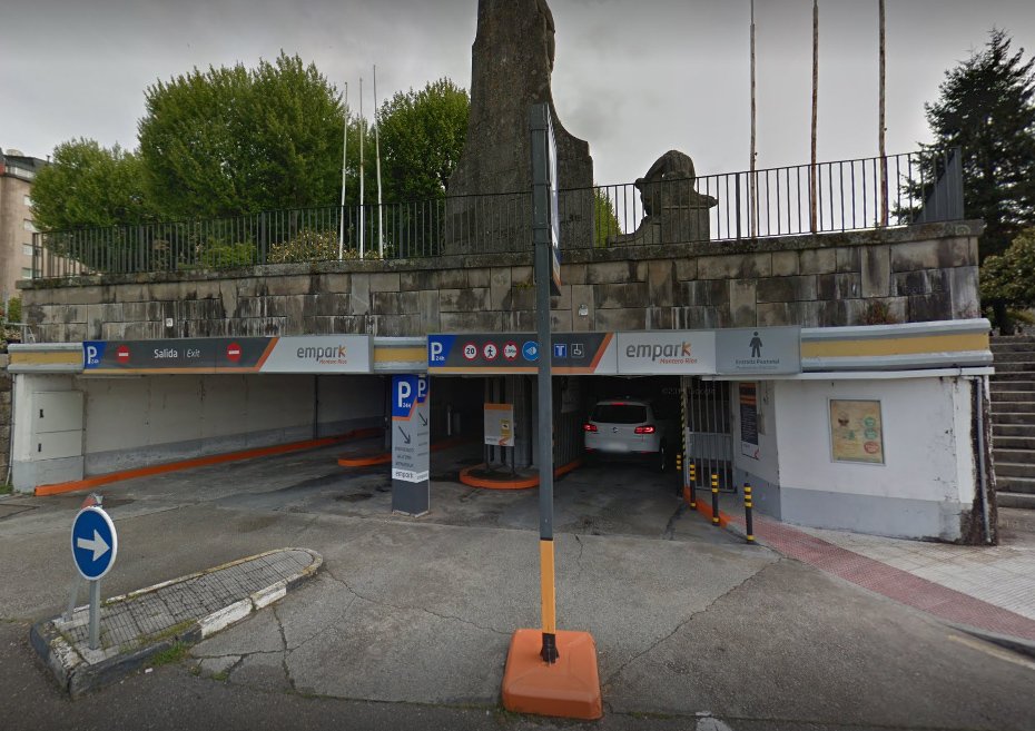 Parking Alameda de Pontevedra, abierto 24 h en el centro en Pontevedra