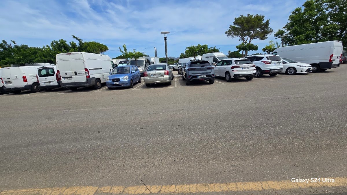 Parking gratis en Alcúdia junto al casco antiguo (Mallorca) en Alcúdia (Illes Balears)