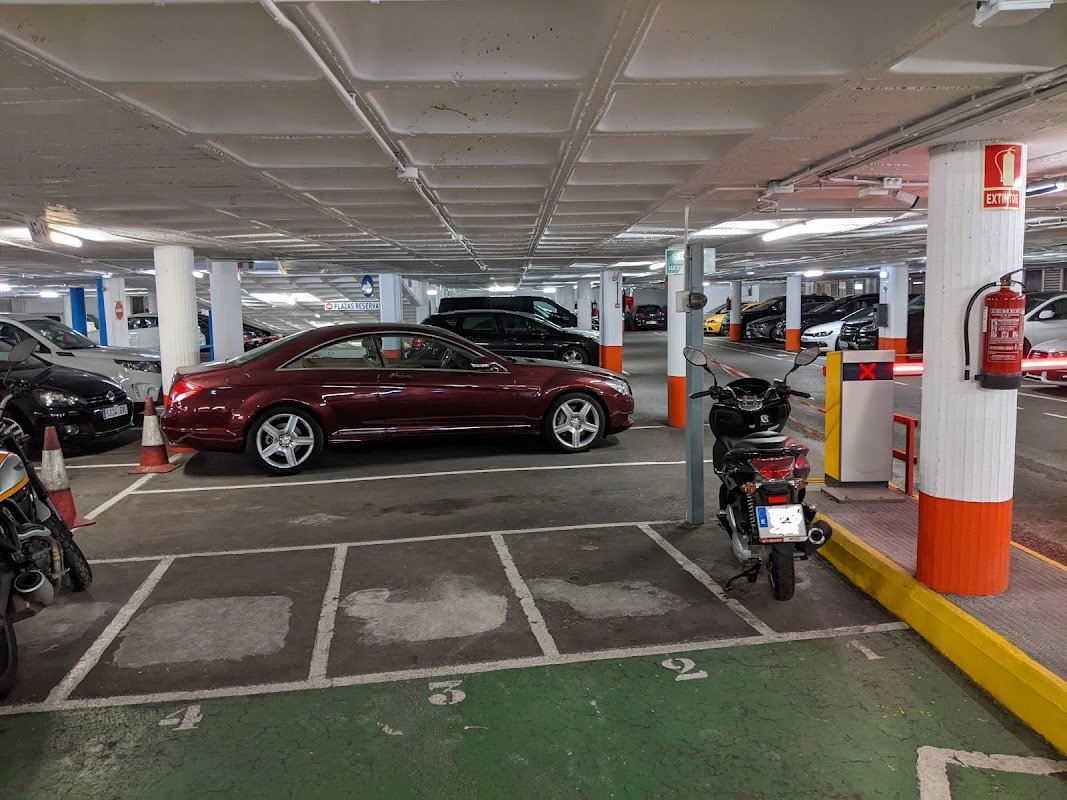 Parking Auto Salón 24h en el centro de Gijón en Gijón (Asturias) — foto 3 de 4