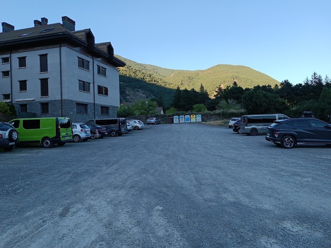 Parking de autocaravanas en Biescas (Huesca) en Biescas (Huesca) — foto 2 de 2