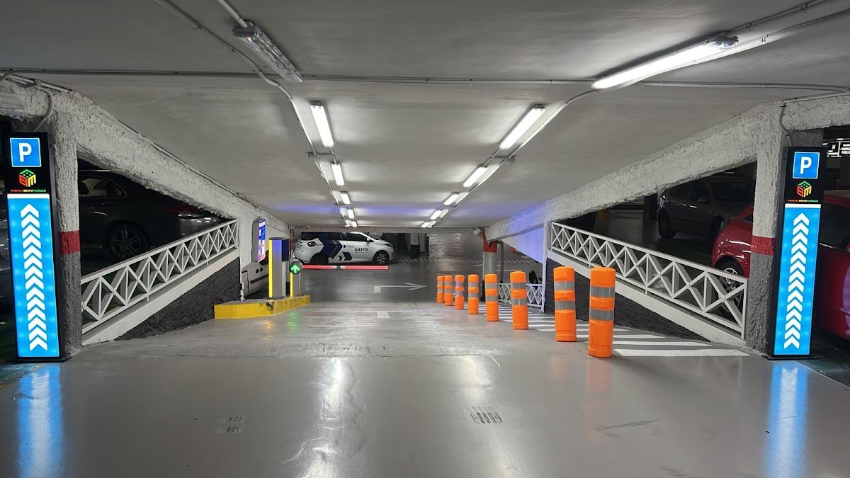 Parking Bravo Murillo (Plaza Castilla) en Madrid, abierto 24 h en Madrid