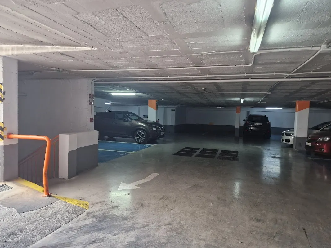 Parking Calle Italia Telpark, Alicante Centro en Alicante — foto 3 de 4