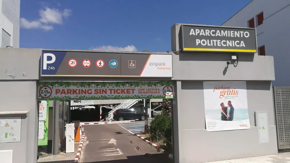 Parking Centro Mérida Telpark, 24h Junto al Casco Histórico en Mérida (Badajoz) — foto 2 de 4