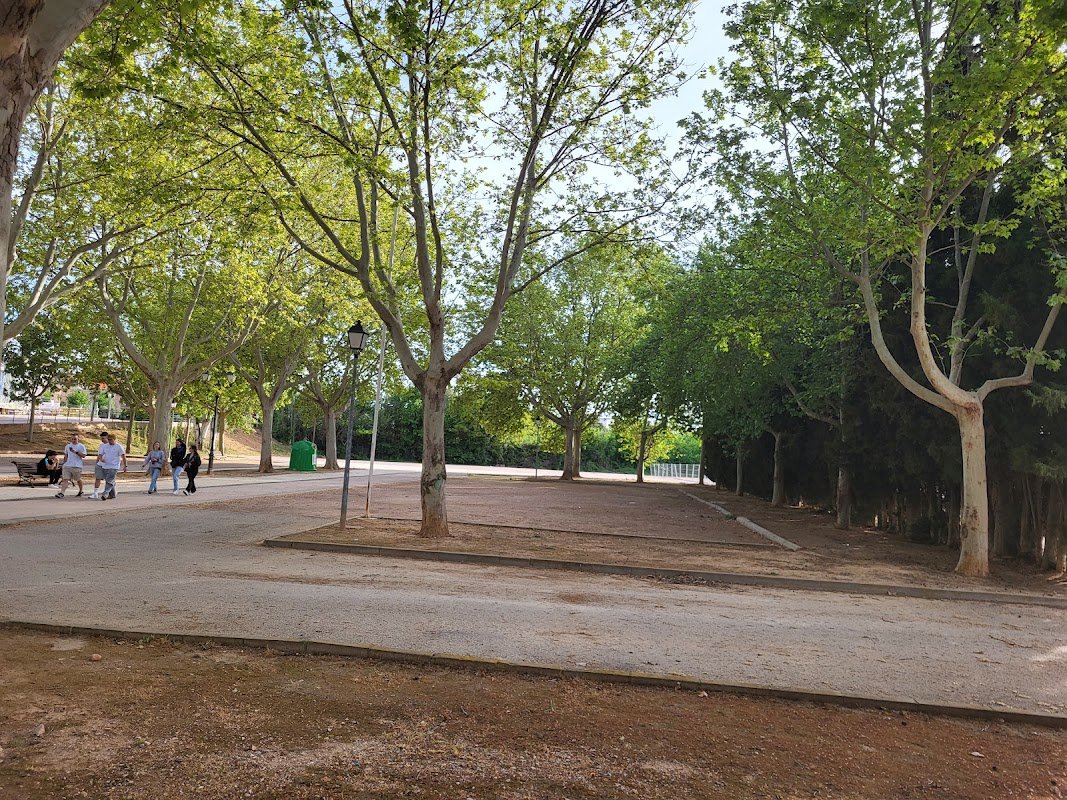 Parking de autocaravanas en Utiel (Valencia), 11 plazas en Utiel (Valencia)