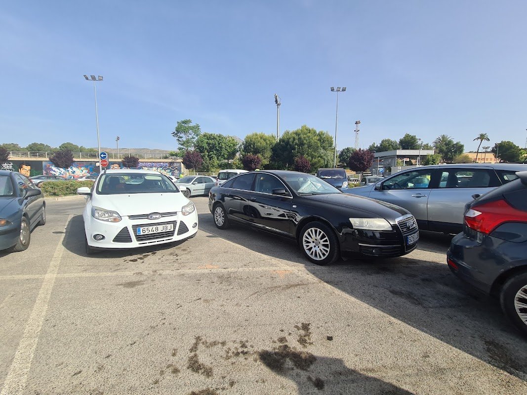 Parking Foietes Benidorm: gratis, pero la mitad es de residentes en Benidorm (Alicante) — foto 3 de 3