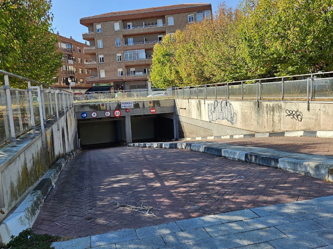 Parking El Pilar para abonados en Vitoria-Gasteiz (APK2) en Álava