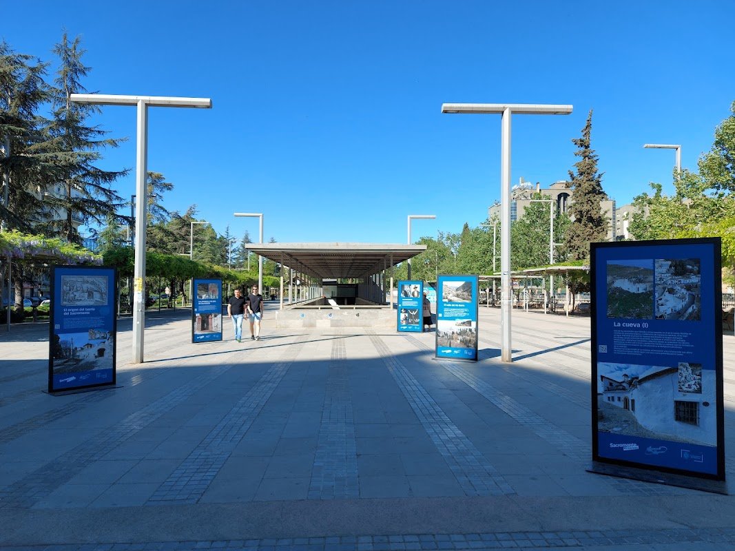 Parking El Violón (Telpark) en Granada: 21 € el día, 24 h en Granada — foto 2 de 4