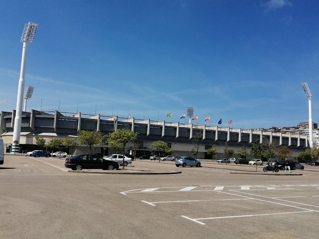 Parking gratuito Campos de Sport de El Sardinero (Santander) (Cantabria) — foto 2 de 3