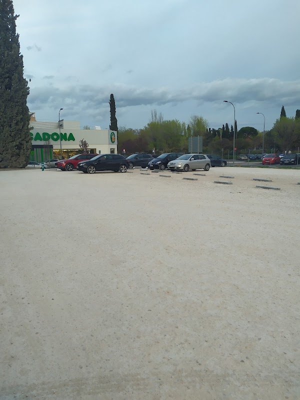 Parking disuasorio gratuito (P+R) en Alcalá de Henares en Alcalá de Henares (Madrid)