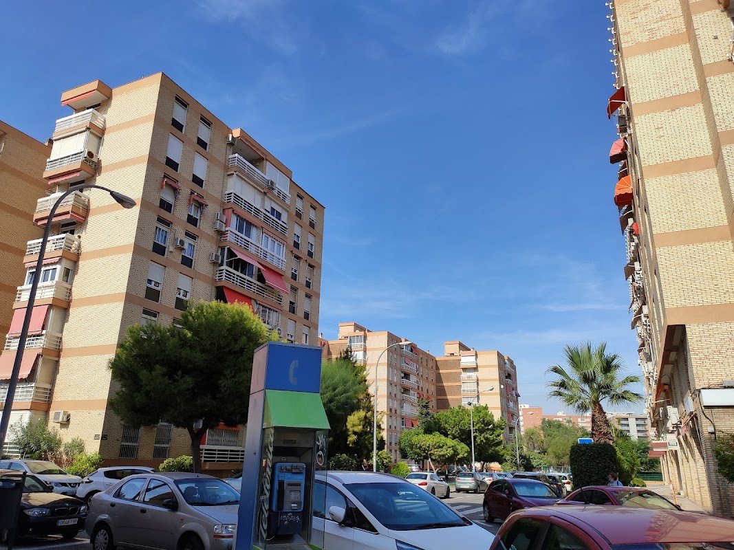 Parking gratuito junto a la estación de Alicante (zona Alipark) en Alicante