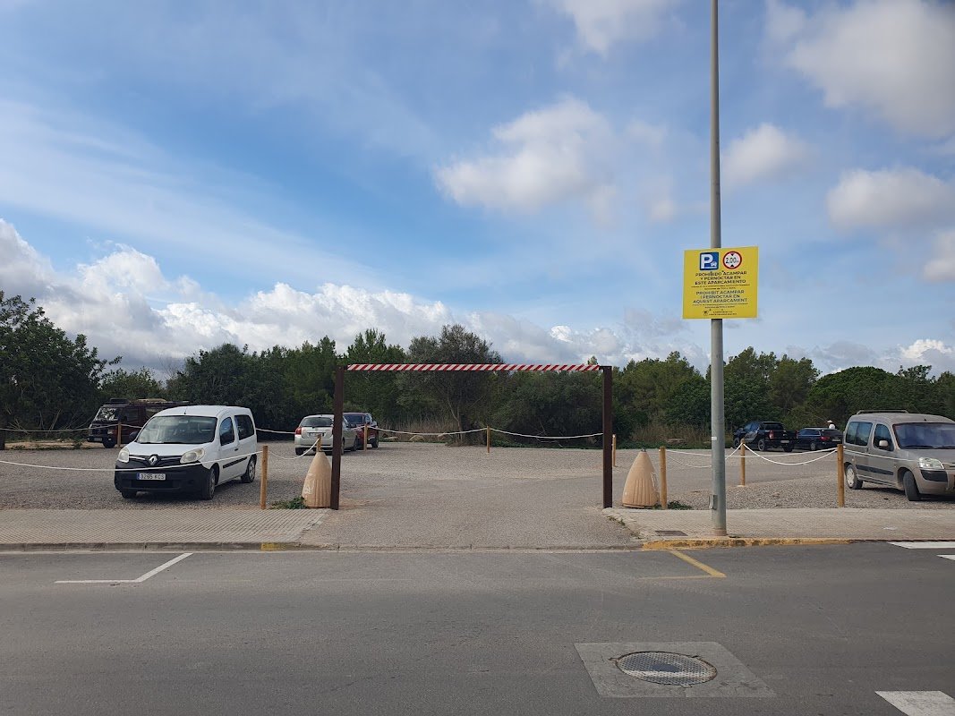 Parking de Santa Gertrudis (Passatge de Sa Fontassa) en Eivissa (Illes Balears)