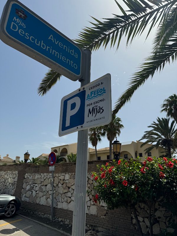 Parking gratuito 24 h en Torrenueva (Mijas, Málaga) en Fuengirola (Málaga)