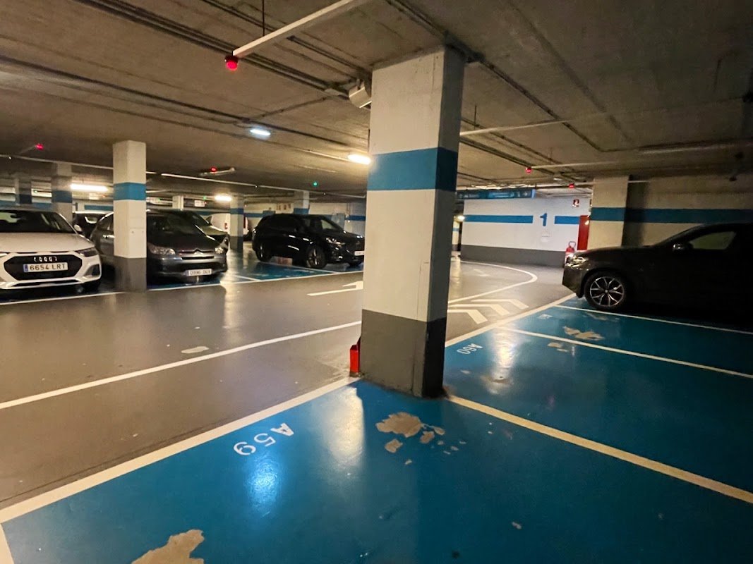 Parking Indigo Begoña, en el centro de Gijón en Gijón (Asturias) — foto 3 de 3