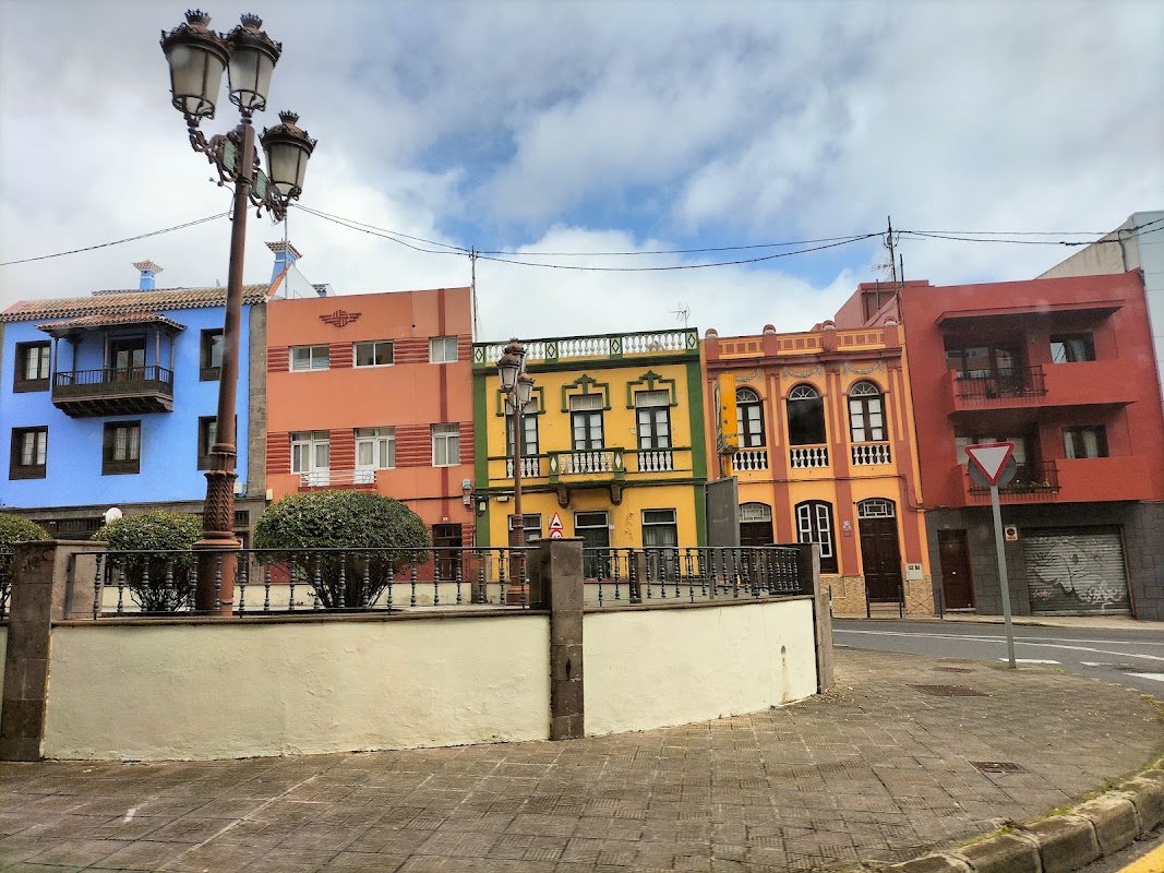 Parking La Milagrosa en La Laguna, junto al casco histórico en San Cristóbal de La Laguna (Santa Cruz de Tenerife) — foto 2 de 3