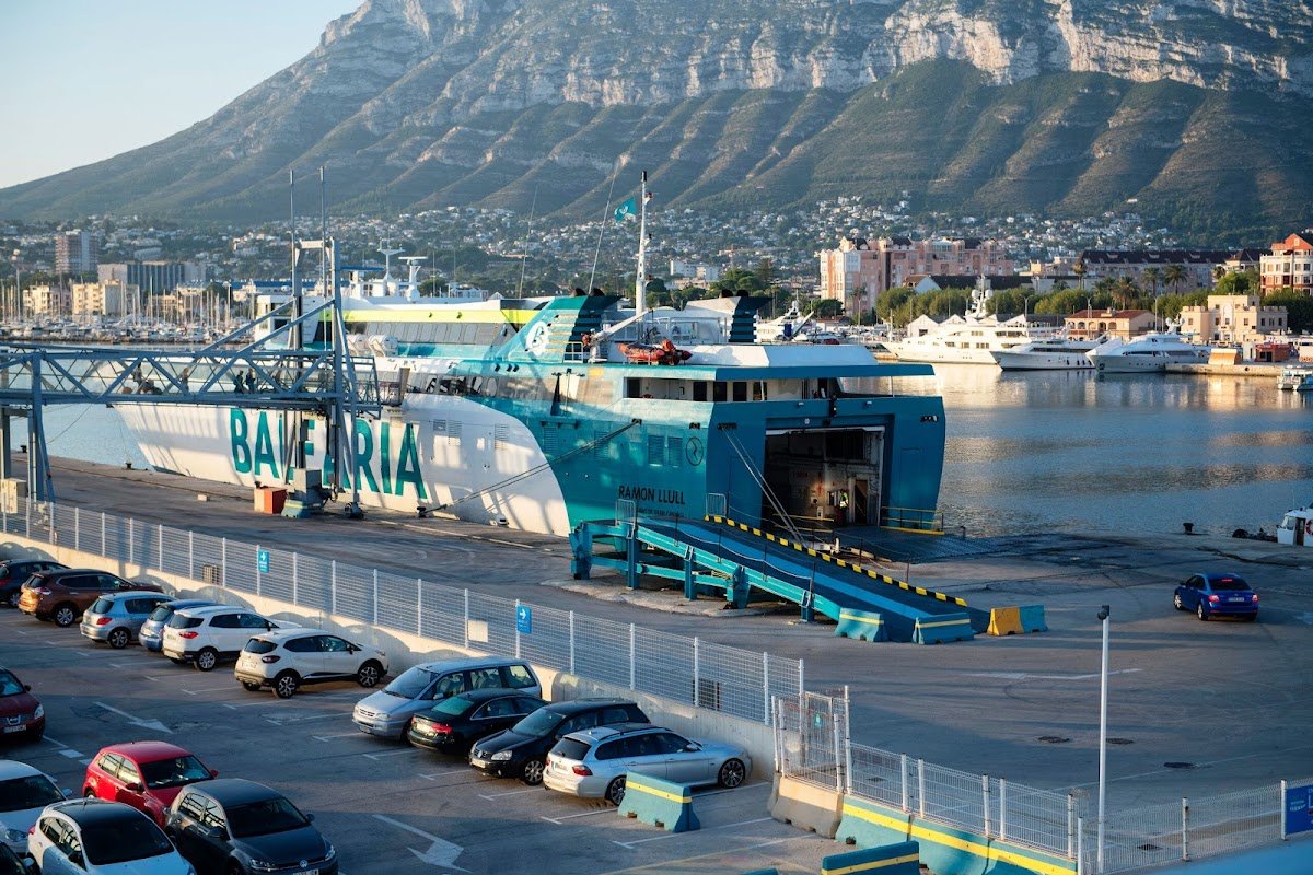 Parking la Via: aparcar en el centro de Dénia en Dénia (Alicante) — foto 2 de 3