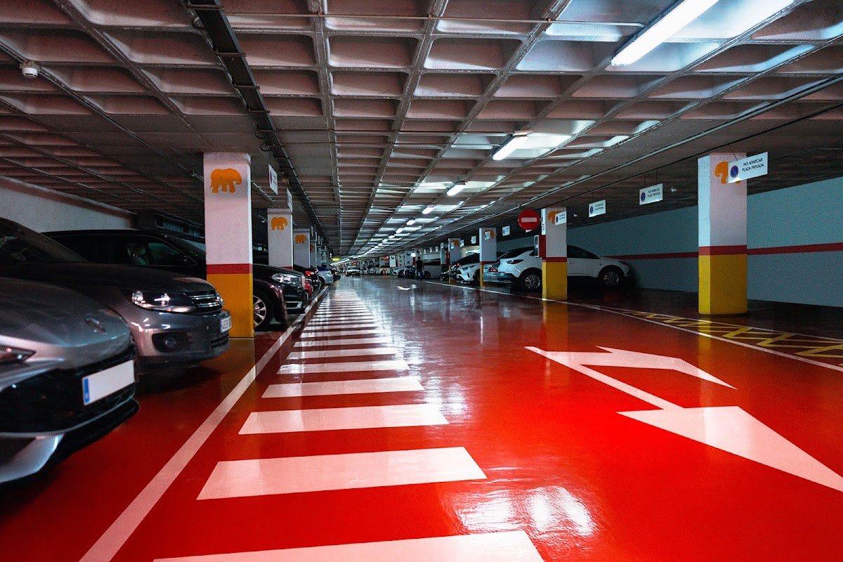 Parking la Via: aparcar en el centro de Dénia en Dénia (Alicante) — foto 3 de 3