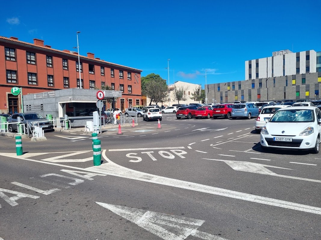 Parking Las Quinteras (Muvisa) en La Laguna: 24 h y barato en San Cristóbal de La Laguna (Santa Cruz de Tenerife) — foto 3 de 4