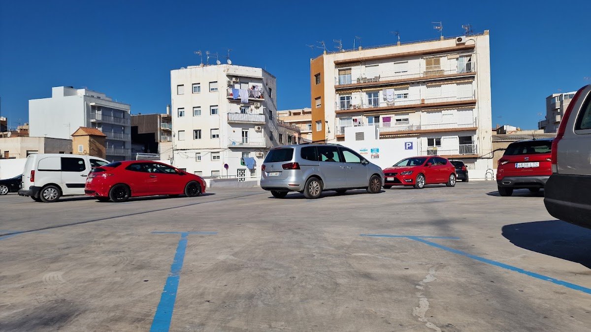 Parking gratuito en Camí de les Candenes, L'Ametlla de Mar en l'Ametlla de Mar (Tarragona)