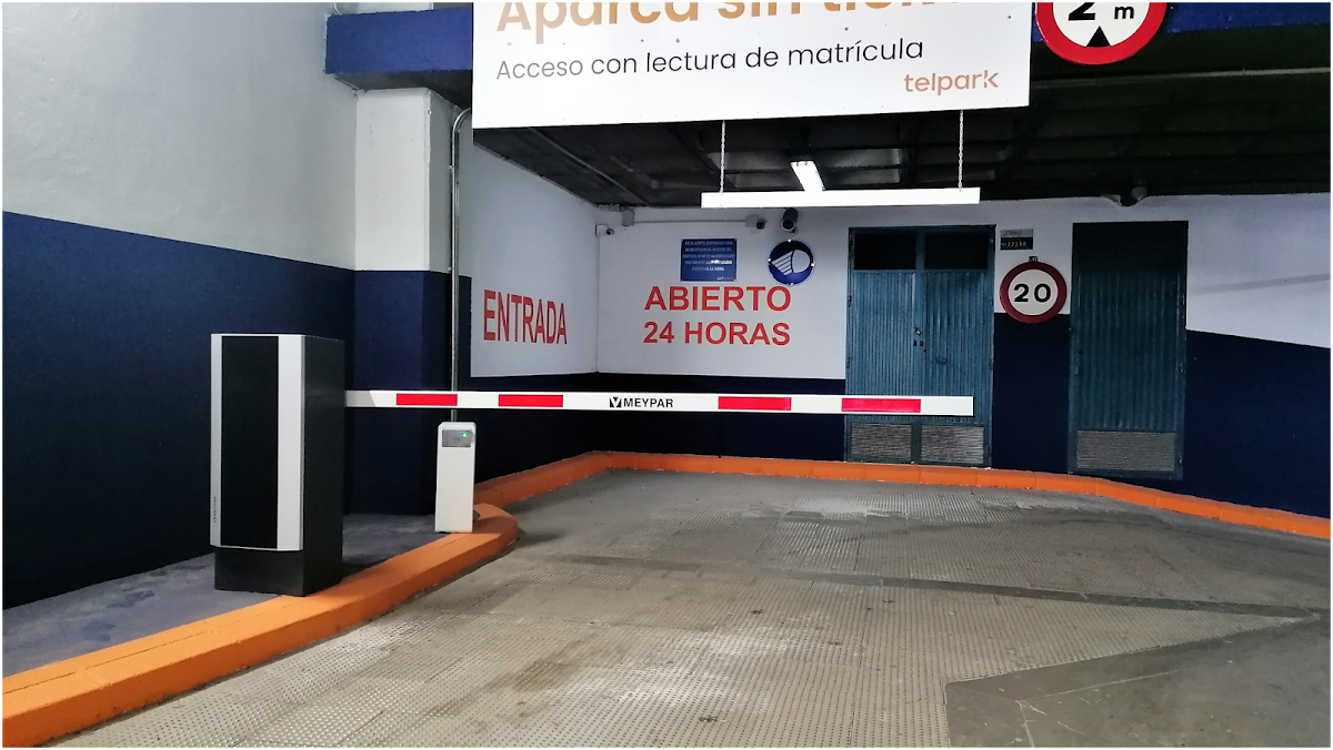 Parking Pedro Antonio de Alarcón (Granada): 2,30 € la hora en Granada