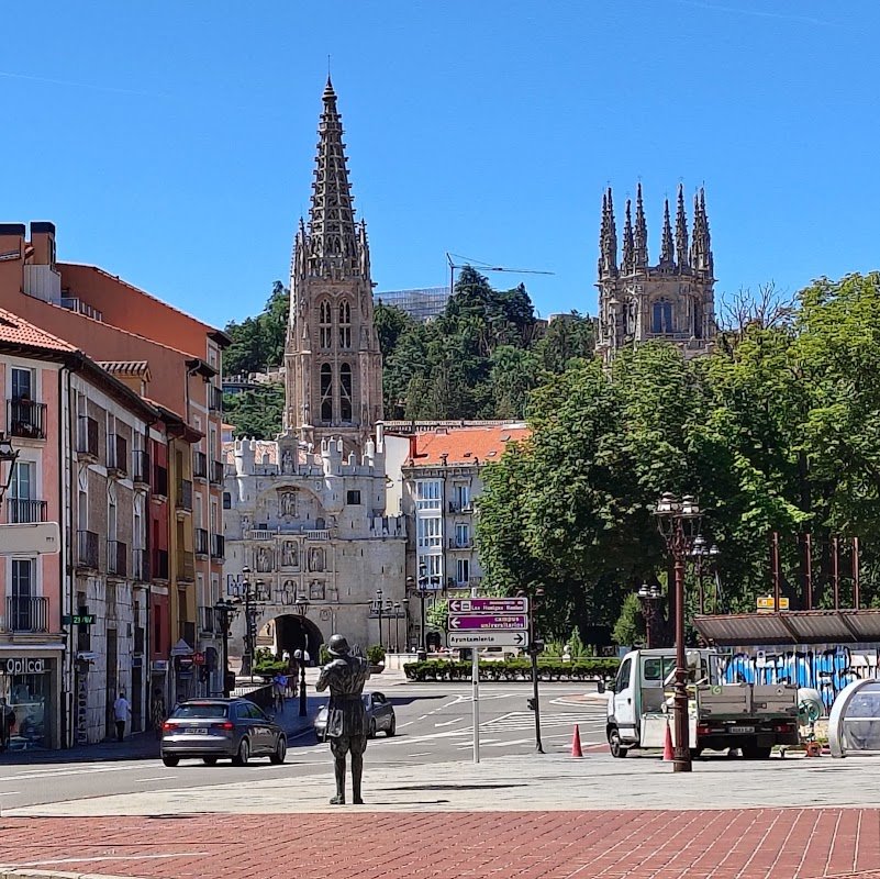Parking Plaza Vega, centro histórico de Burgos en Burgos — foto 2 de 3