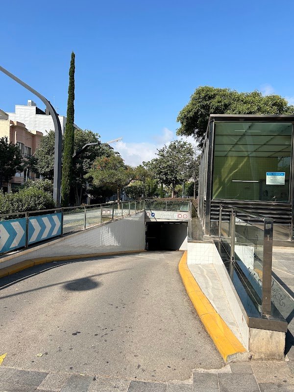 Parking Pompeu Fabra en Badalona, 24 horas en Badalona (Barcelona)