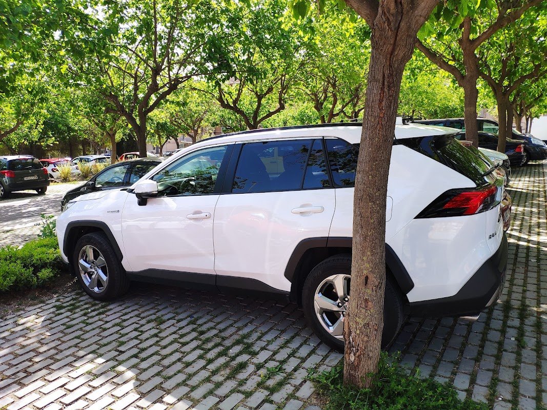 Parking gratuito en Santa Coloma de Cervelló (Colònia Güell) en Barcelona — foto 3 de 4