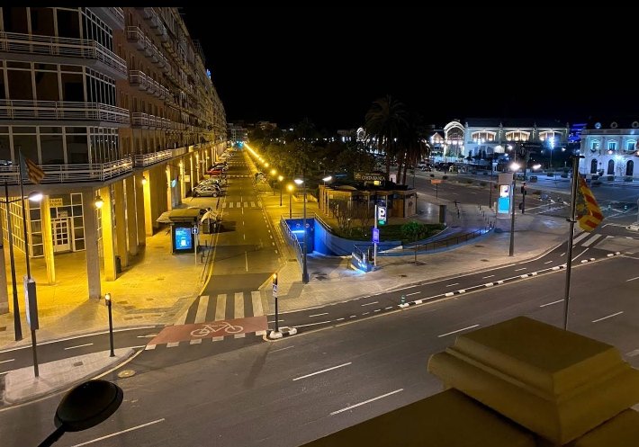 Parking Puerto de Valencia 24h (JJ Domine, Telpark) en Valencia