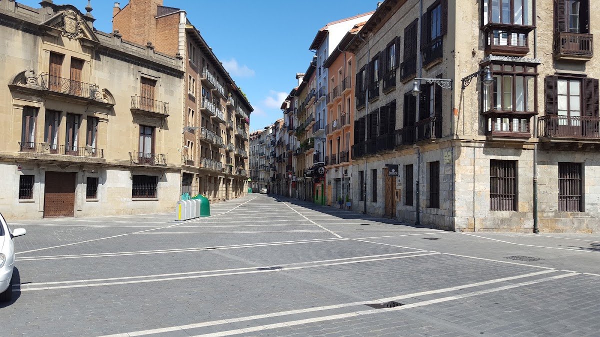 Parking Rincón de la Aduana en el Casco Antiguo de Pamplona en Pamplona (Navarra) — foto 2 de 3