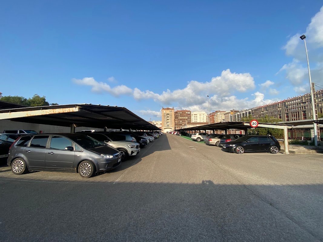 Parking Saba Estación de Tren (Renfe y FEVE) en Santander en Santander (Cantabria) — foto 4 de 4