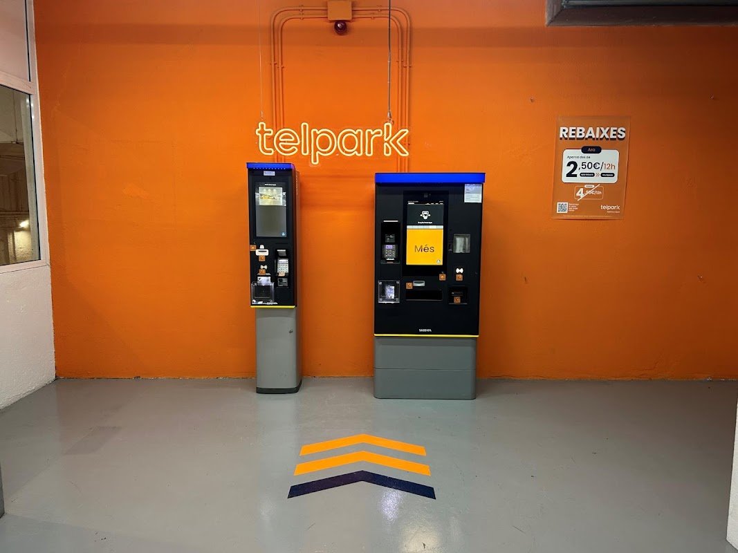 Parking del Hospital Sagrat Cor en Barcelona (24h) en Barcelona — foto 2 de 3
