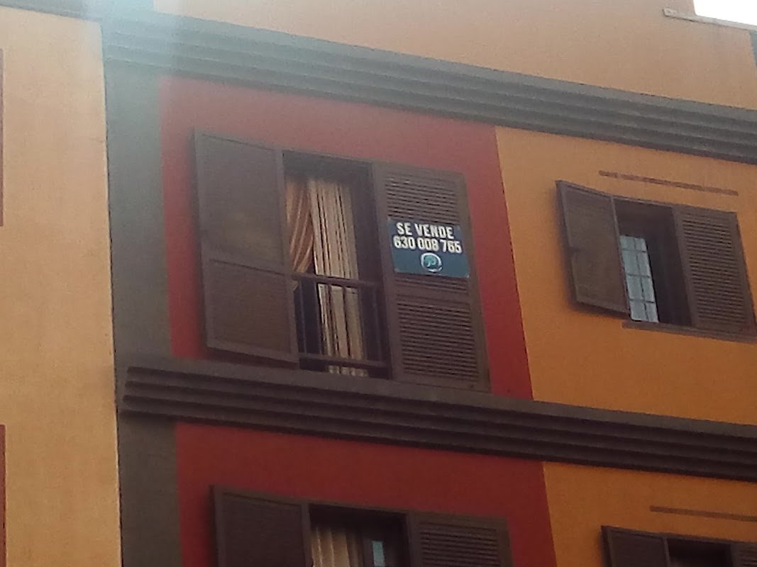 Parking San Juan (casco histórico de La Laguna, Tenerife) en San Cristóbal de La Laguna (Santa Cruz de Tenerife) — foto 2 de 3