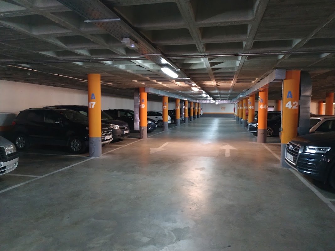Parking Universidad Huesca: cubierto, vigilado y céntrico en Huesca — foto 2 de 2