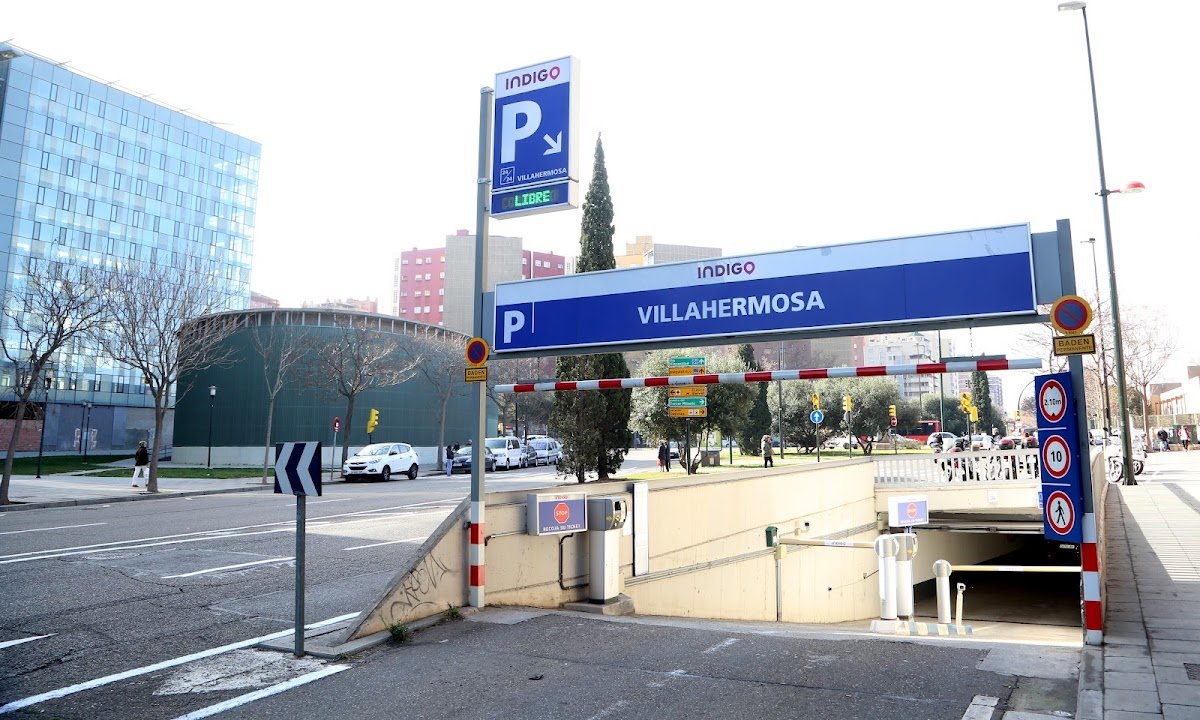 Parking Villahermosa en Zaragoza (barrio de Delicias) en Zaragoza