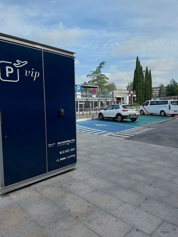Parking Viparking: valet parking en el aeropuerto de Madrid (T2 Barajas) en Madrid