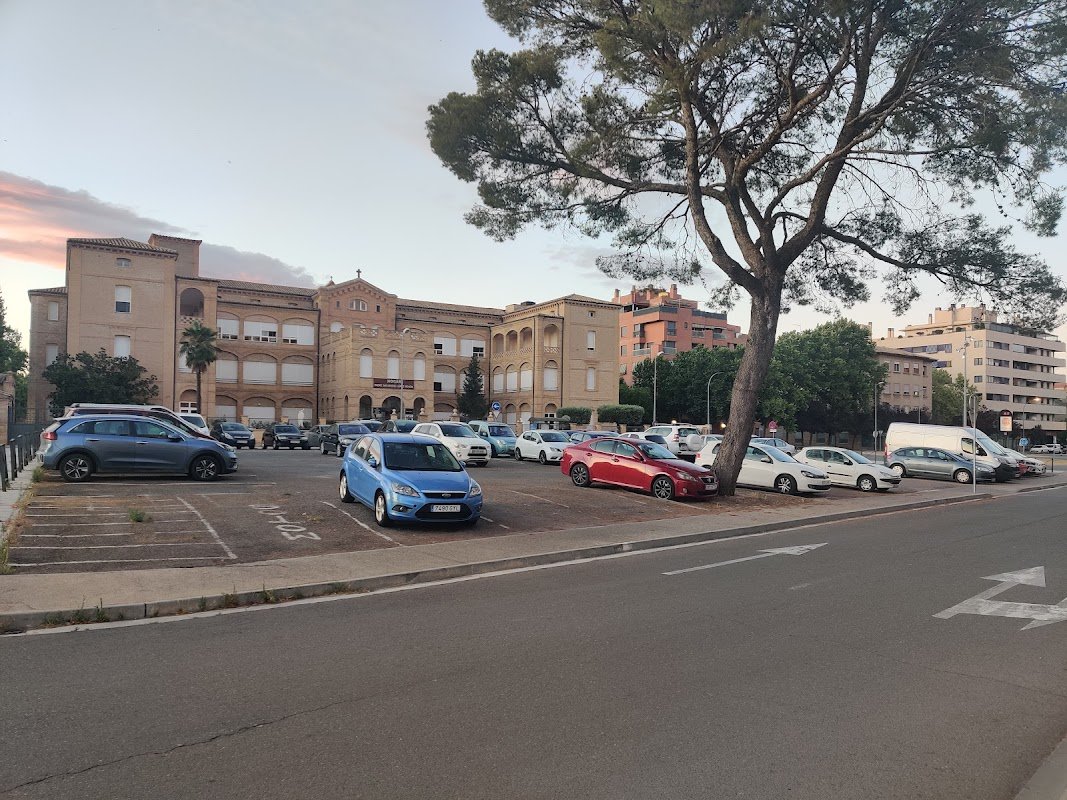 Parking — Huesca/Uesca — foto 1 de 4
