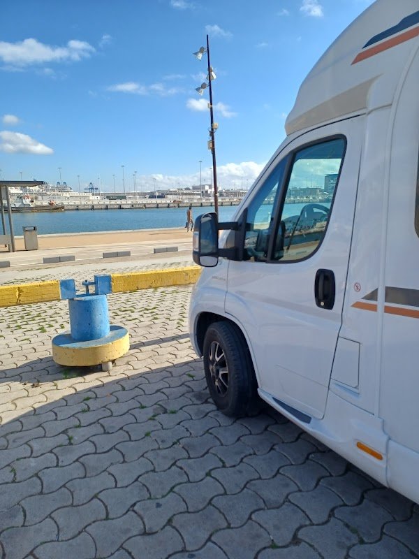 Parking gratuito Algeciras — foto 1 de 4