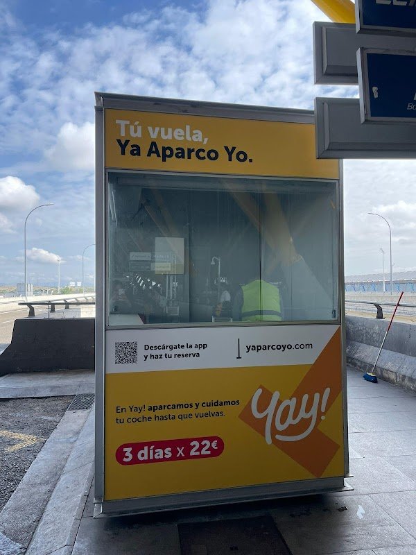 Yay! - Aparcamiento con conductor - Aeropuerto de Madrid T4 — foto 1 de 4