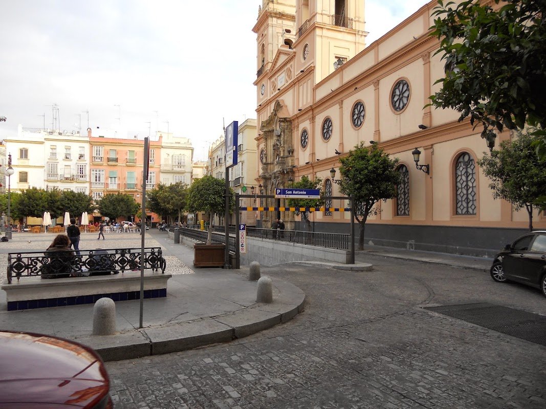Aparcamiento Interparking San Antonio - Parking 24 Horas Cádiz — foto 1 de 4