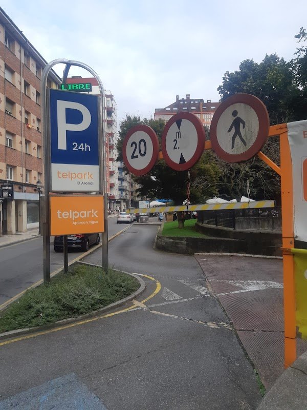 Parking El Arenal Telpark — foto 1 de 4