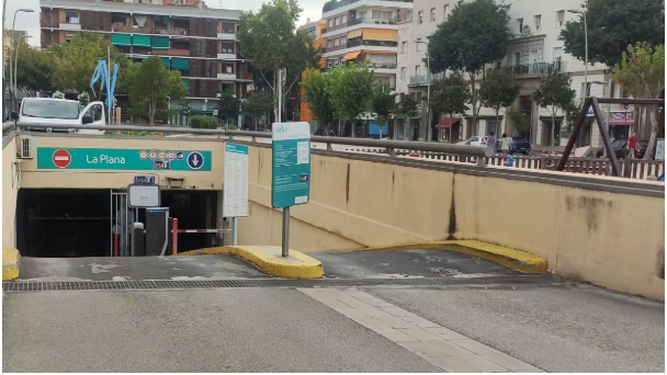 Parking Saba Plaza La Plana — foto 1 de 4