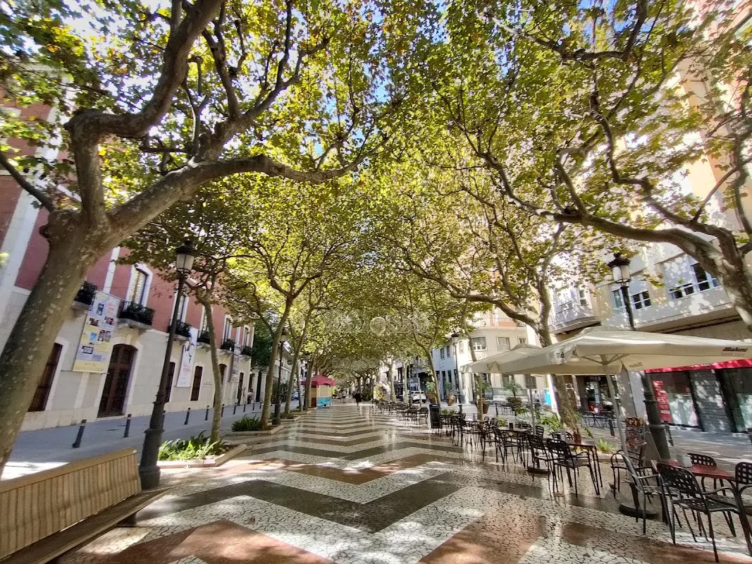 Aparcamiento Centro Histórico o del Serpis en Gandia (Valencia) — foto 1 de 4